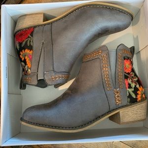 Faux suede embroidered ankle boot
